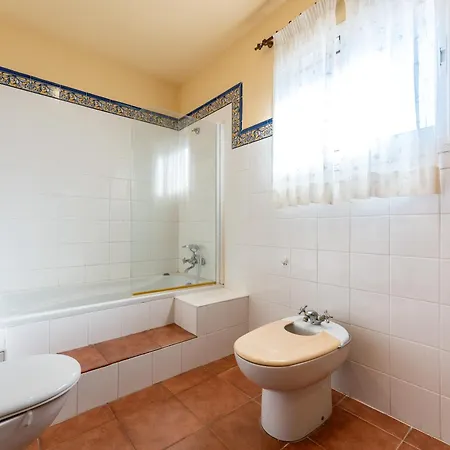 Casa En Entorno De Tranquilidad *